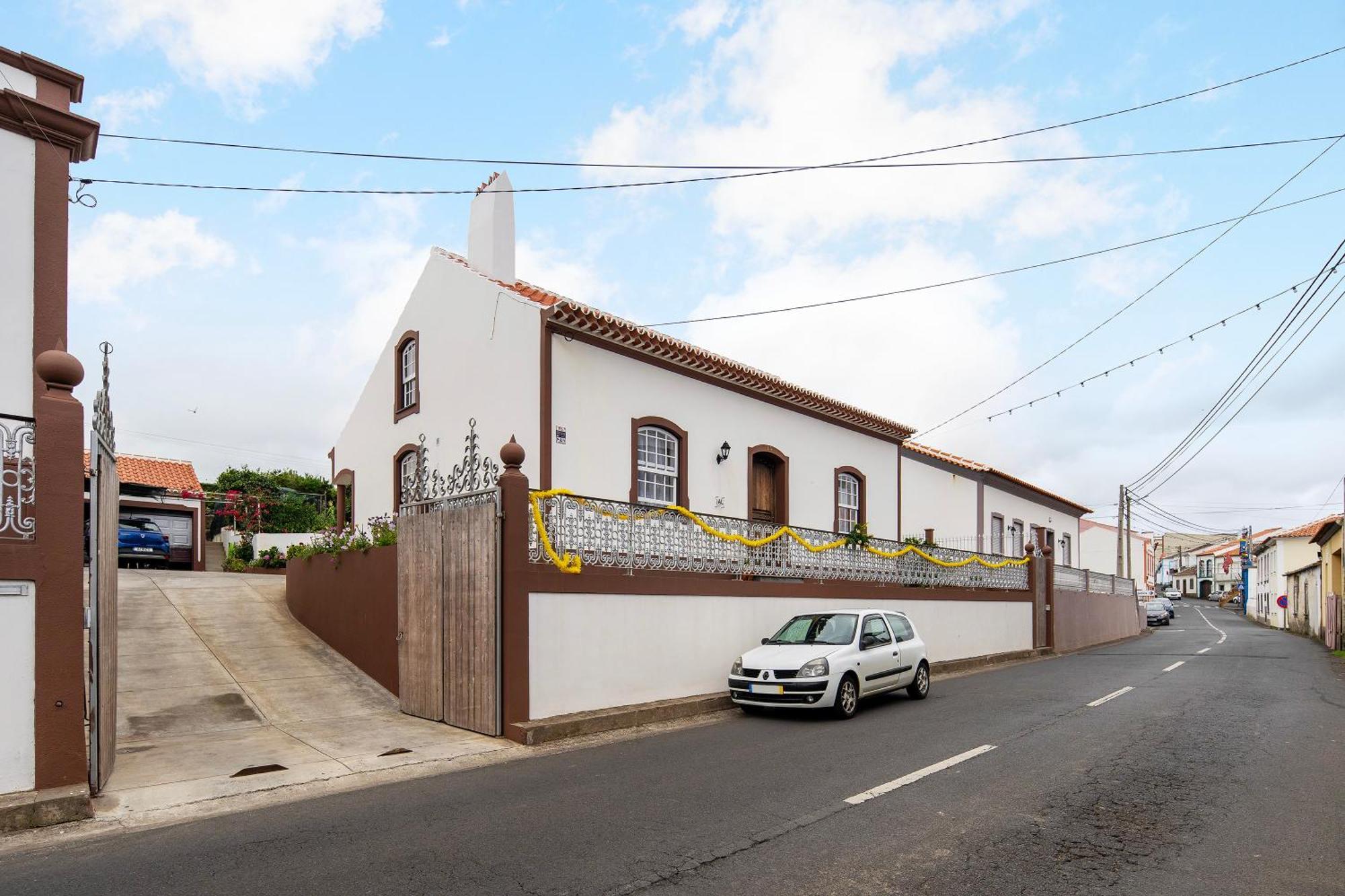 Casa Das Rosas Angra do Heroísmo Esterno foto